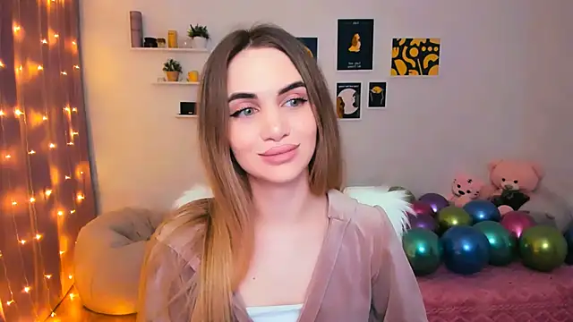 aPieceOfJoy online show from February 2025 08:53:01 PM