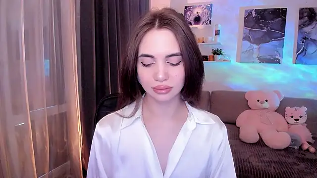 aPieceOfJoy online show from March 2026 05:53:01 AM