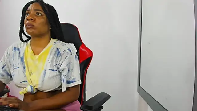 Snapshot of Pamela_noah22 chatting on April 2026 07:46:01 AM Pamela noah22 online show from April 2026 07:46:01 AM