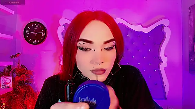 LeyXandrabraz online show from February 2026 08:32:01 PM