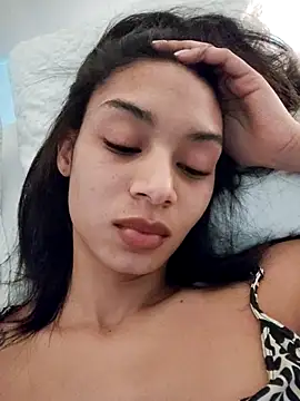 Snapshot of Leaberry chatting on September 2025 11:41:01 PM Leaberry online show from September 2025 11:41:01 PM