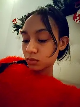 Snapshot of Leaberry chatting on December 2025 11:56:02 PM Leaberry online show from December 2025 11:56:02 PM