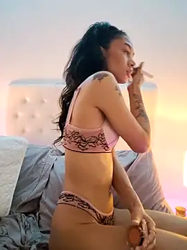 Leaberry online show from March 2026 06:37:01 PM