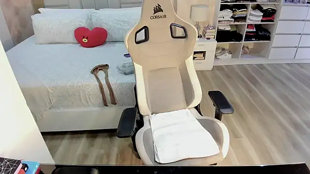 stefializon online show from March 2026 01:10:01 AM