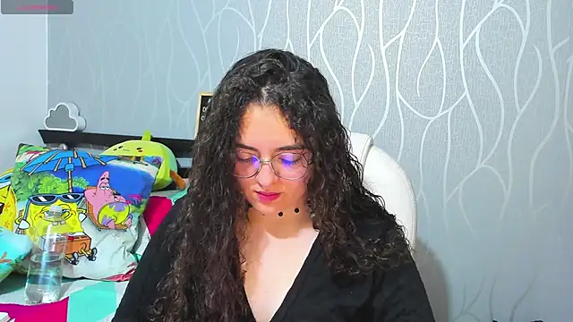 AshleyKim  online show from February 2026 10:52:01 PM