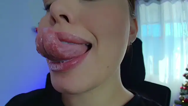 lisbet21x online show from December 2024 01:18:02 PM