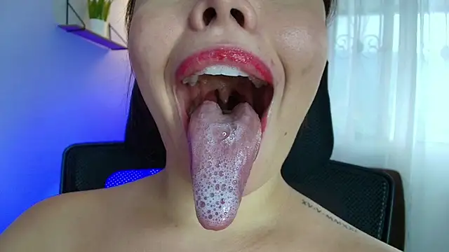 lisbet21x online show from March 2025 10:09:02 PM