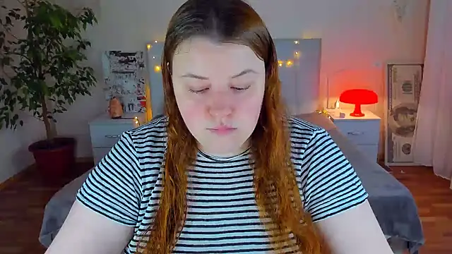 PolinaSalvatore online show from April 2026 02:25:02 PM