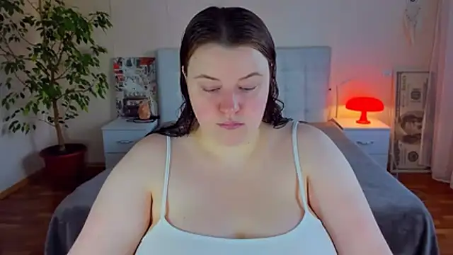 Snapshot of PolinaSalvatore chatting on June 2026 04:00:02 PM PolinaSalvatore online show from June 2026 04:00:02 PM