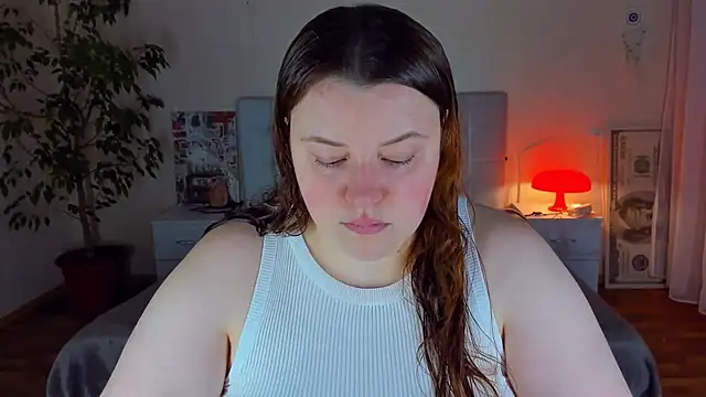 Snapshot of PolinaSalvatore chatting on July 2026 05:27:01 PM PolinaSalvatore online show from July 2026 05:27:01 PM