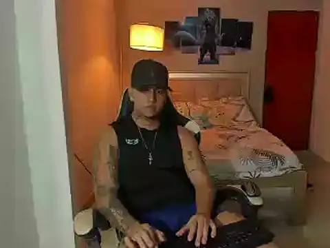 Snapshot of Jake_simons chatting on December 2024 05:23:01 AM Jake simons online show from December 2024 05:23:01 AM