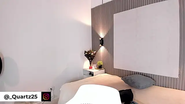 Snapshot of Zafiiraa chatting on October 2025 11:51:02 AM Zafiiraa online show from October 2025 11:51:02 AM