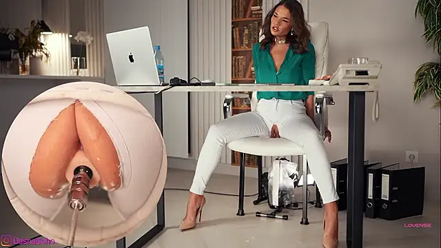 art porno online show from March 2026 01:12:01 AM