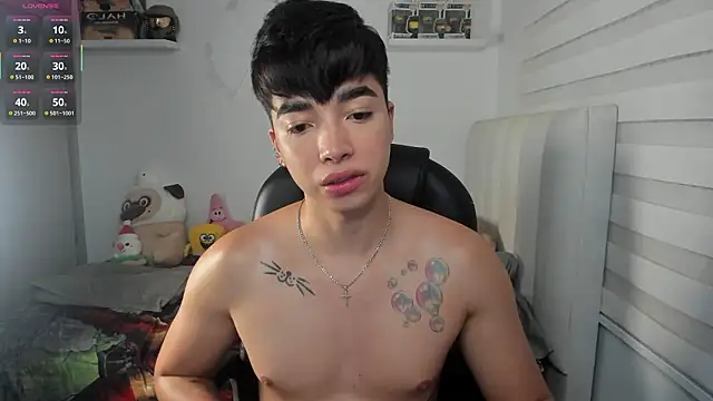 santy7v7 online show from March 2026 01:41:01 PM