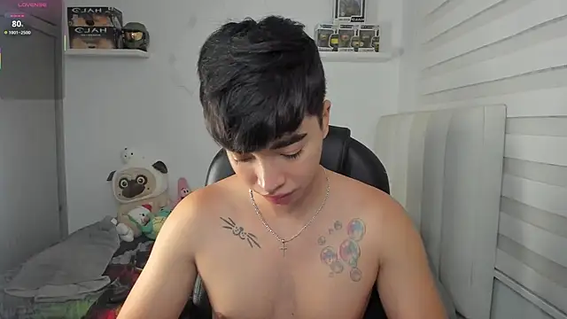 santy7v7 online show from April 2026 01:33:02 PM