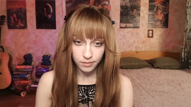 Friendly Ellie online show from March 2026 01:33:02 AM