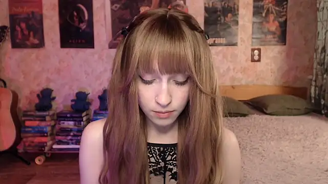 Friendly Ellie online show from April 2026 01:12:01 PM