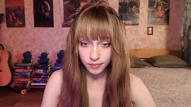 Friendly Ellie online show from June 2026 12:44:01 AM