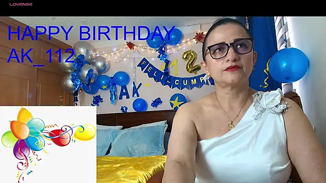 Snapshot of ISABEEL_SOFIA01 chatting on May 2026 07:18:02 PM ISABEEL SOFIA01 online show from May 2026 07:18:02 PM
