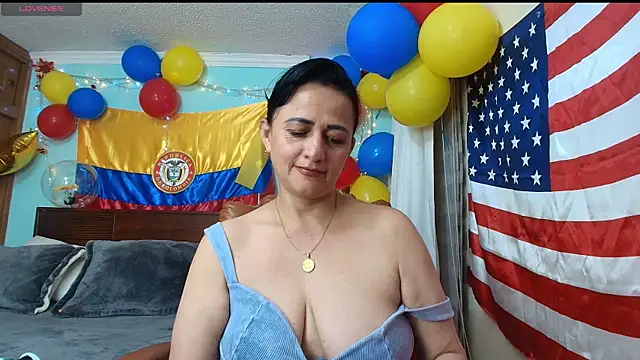 ISABEEL SOFIA01 online show from July 2026 12:13:01 AM
