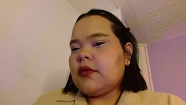 Snapshot of sexychubby___ chatting on June 2026 06:54:01 PM sexychubby online show from June 2026 06:54:01 PM