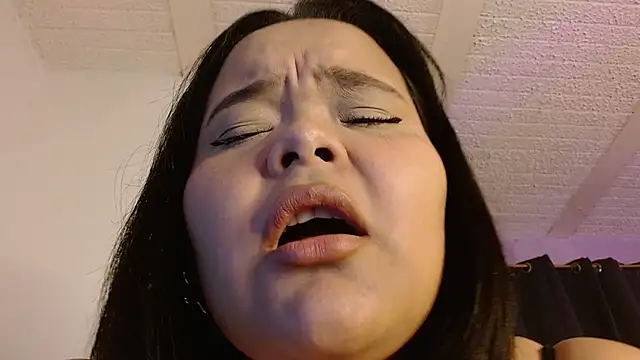 Snapshot of sexychubby___ chatting on July 2026 09:18:02 PM sexychubby online show from July 2026 09:18:02 PM