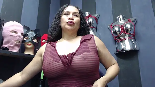 Snapshot of ADELHEY_RAN chatting on December 2024 03:44:01 PM ADELHEY RAN online show from December 2024 03:44:01 PM