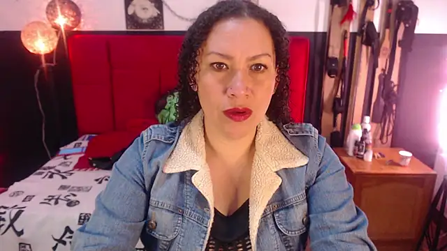 Snapshot of ADELHEY_RAN chatting on December 2024 01:28:01 PM ADELHEY RAN online show from December 2024 01:28:01 PM