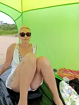 MissLMrJ online show from February 2025 06:48:01 AM