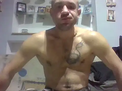 Snapshot of aroj95 chatting on September 2025 09:26:01 PM aroj95 online show from September 2025 09:26:01 PM