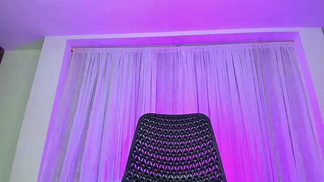 jaddyk  online show from December 2025 09:20:02 PM