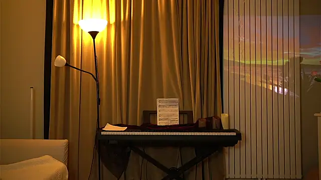 Your Nicolett online show from April 2026 11:40:02 PM