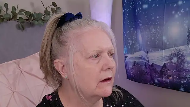 Kaitlyn Winters online show from January 2026 08:02:02 PM