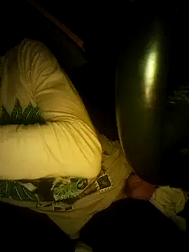 Snapshot of utoopia777 chatting on October 2025 09:01:01 PM utoopia777 online show from October 2025 09:01:01 PM