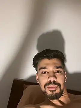 Hermanooooooo online show from December 2024 01:14:01 AM