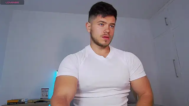 Arilas  online show from April 2026 07:20:02 AM