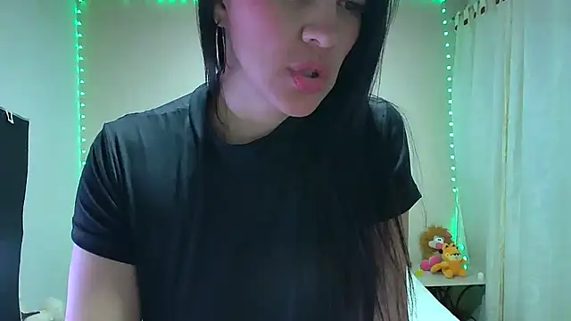 Snapshot of candycarson1 chatting on December 2024 07:06:02 AM candycarson1 online show from December 2024 07:06:02 AM