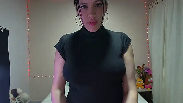 Snapshot of candycarson1 chatting on February 2025 06:04:01 AM candycarson1 online show from February 2025 06:04:01 AM