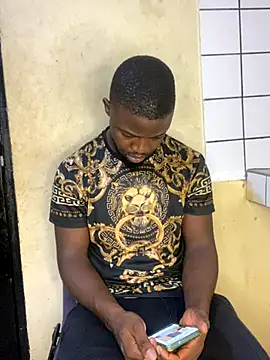 Snapshot of vannycov chatting on November 2025 11:27:02 PM vannycov online show from November 2025 11:27:02 PM