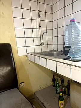 Snapshot of vannycov chatting on November 2025 07:14:01 AM vannycov online show from November 2025 07:14:01 AM