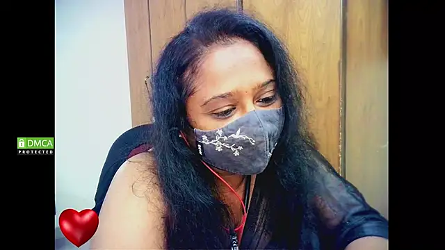 sexynayan23 online show from November 2025 05:37:01 PM