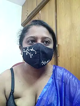 sexynayan23 online show from June 2026 05:21:01 AM