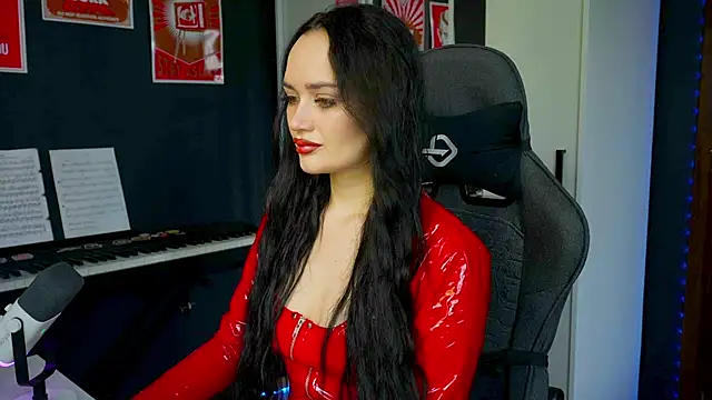 Snapshot of QueenAliss chatting on September 2025 03:52:01 AM QueenAliss online show from September 2025 03:52:01 AM