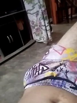 Snapshot of Emanuel45js chatting on March 2025 02:45:02 PM Emanuel45js online show from March 2025 02:45:02 PM