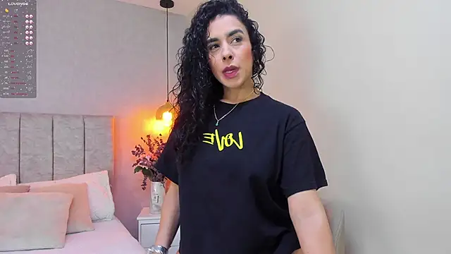 Snapshot of Maysoon_sabato chatting on January 2025 12:13:02 PM Maysoon sabato online show from January 2025 12:13:02 PM