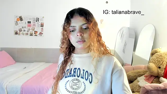ValienteGirl  online show from September 2025 08:58:01 PM