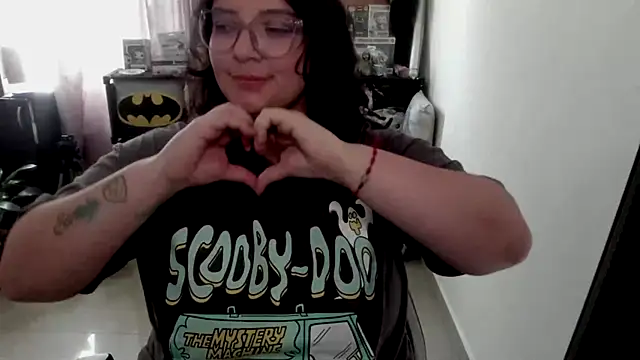 aika-dreams online show from April 2026 06:10:01 PM