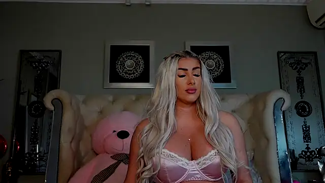 Squirt Tanya online show from March 2025 01:06:01 AM