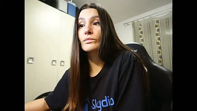 GodlyTheia online show from December 2024 05:00:01 PM