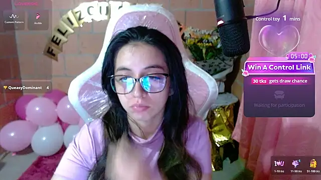 Snapshot of Maggie_Fox3 chatting on June 2026 01:54:02 AM Maggie Fox3 online show from June 2026 01:54:02 AM